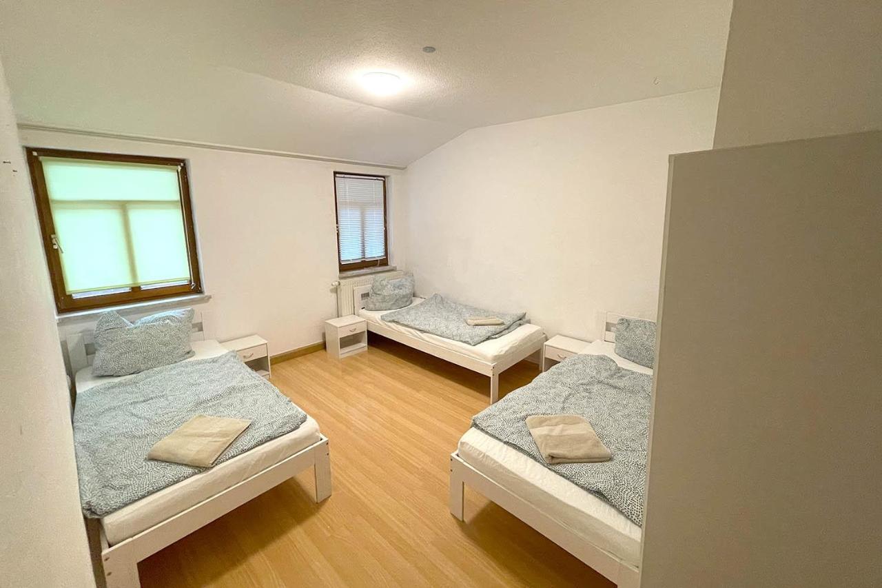 City Apartment With Wifi Near Jena Kahla  المظهر الخارجي الصورة